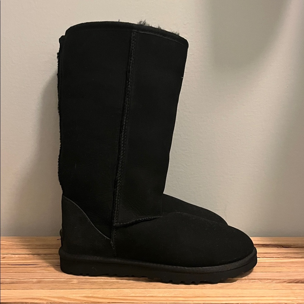 UGG Black Winter Boots with Plush Lining